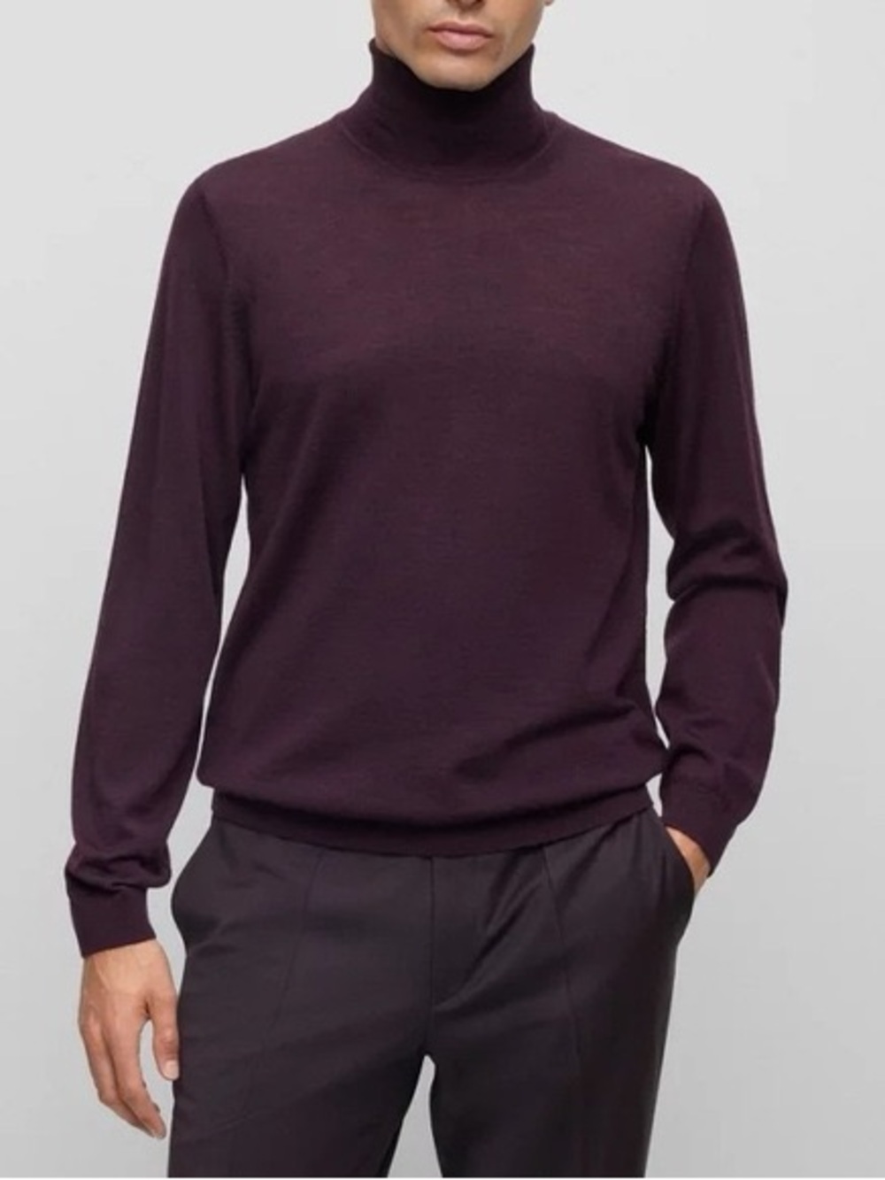 Boss size XL Men's Plum Turtleneck Sweater 100% virgin wool